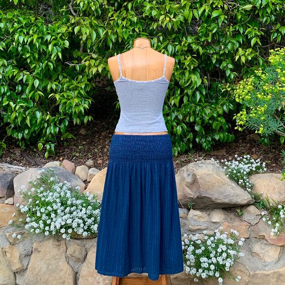 The Great. shirred waist woven pattern skirt - Picture 2 of 11